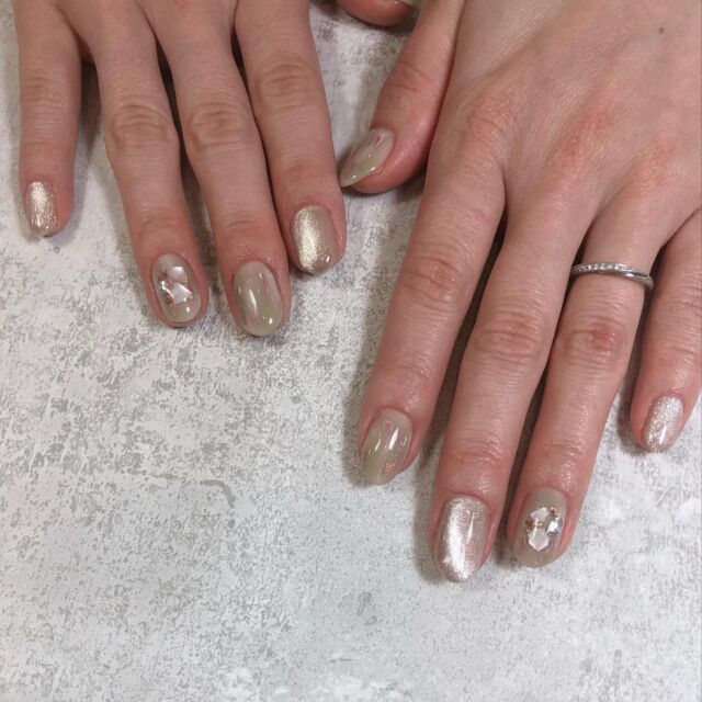 ニュアンスネイル¨̮♡︎

#ネイルサロンティアラ
#トータルビューティーサロンティアラ
＃一宮ネイル
＃一宮エステ
#一宮ネイルサロン
＃一宮エステサロン
＃ニュアンスネイル
＃ピスタチオカラー
#春ネイル